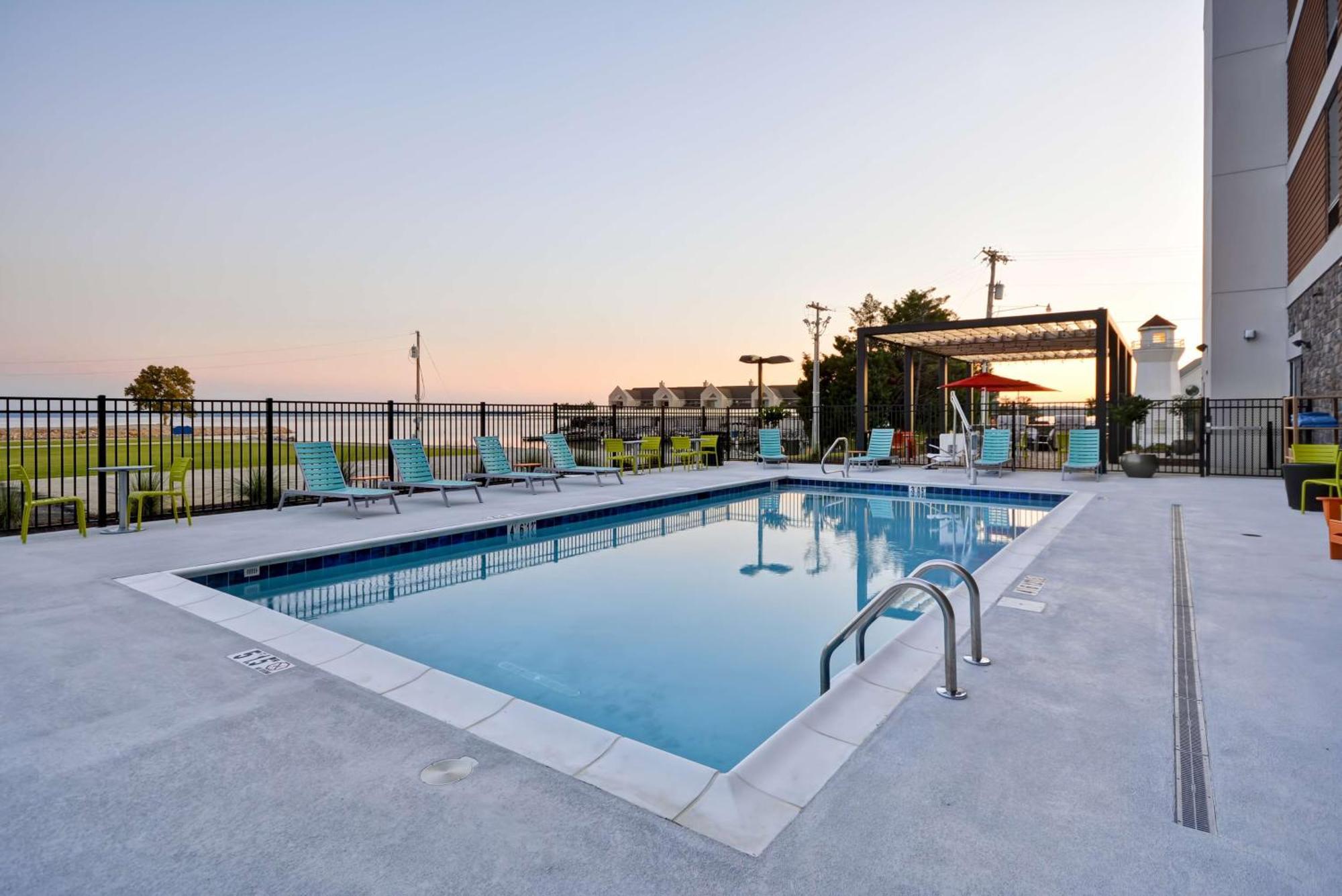 Home2 Suites By Hilton Decatur Ingalls Harbor Esterno foto