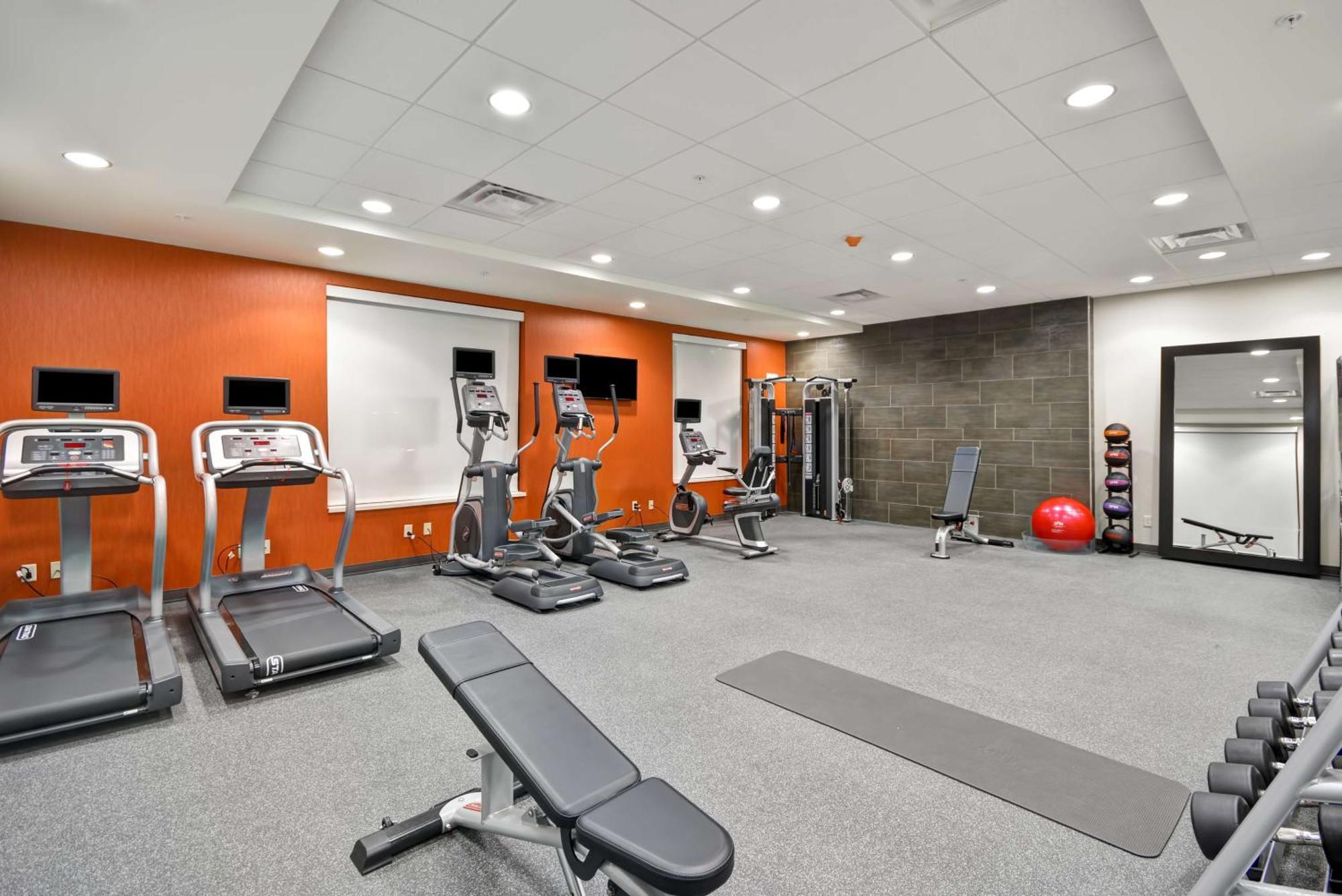 Home2 Suites By Hilton Decatur Ingalls Harbor Esterno foto