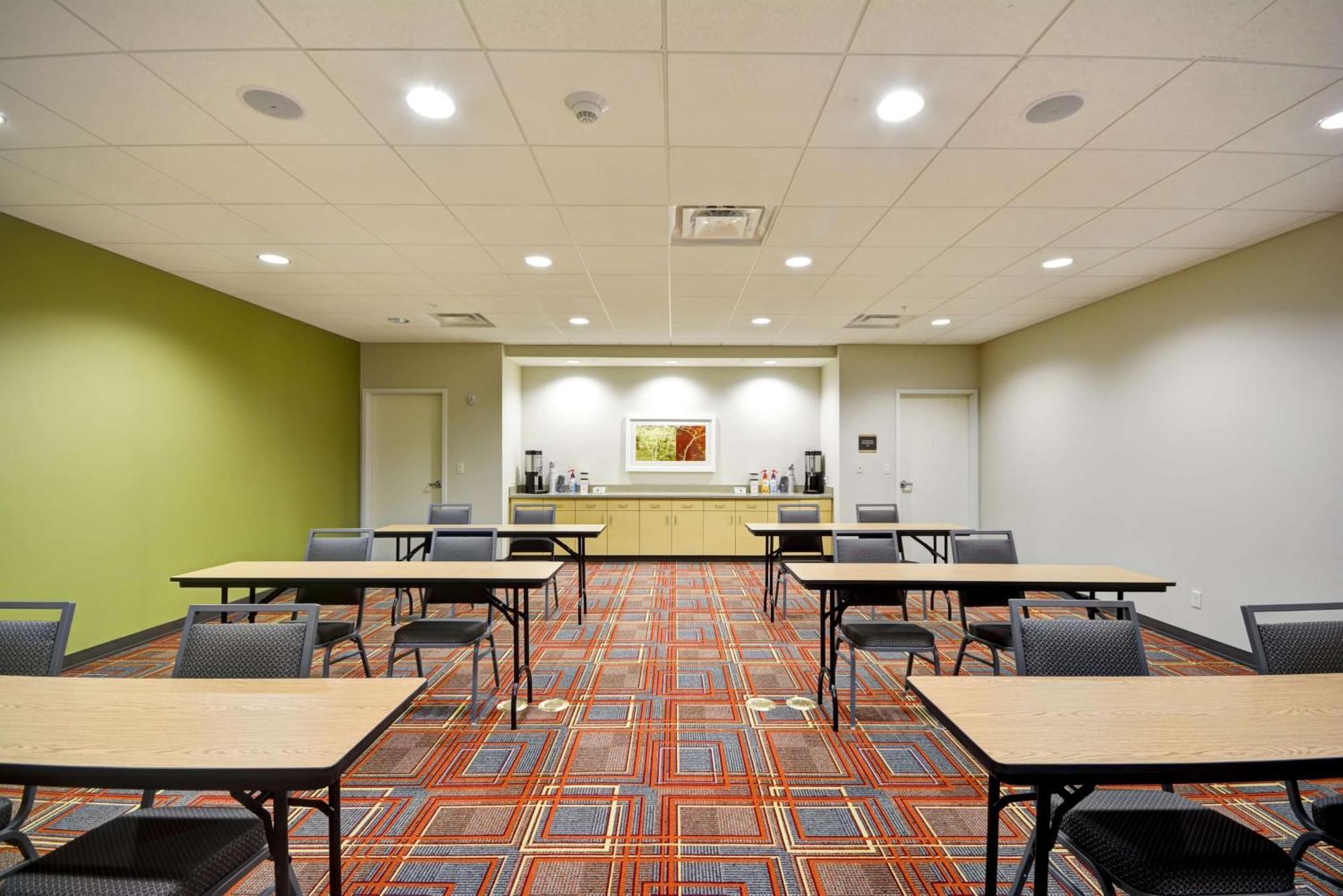 Home2 Suites By Hilton Decatur Ingalls Harbor Esterno foto