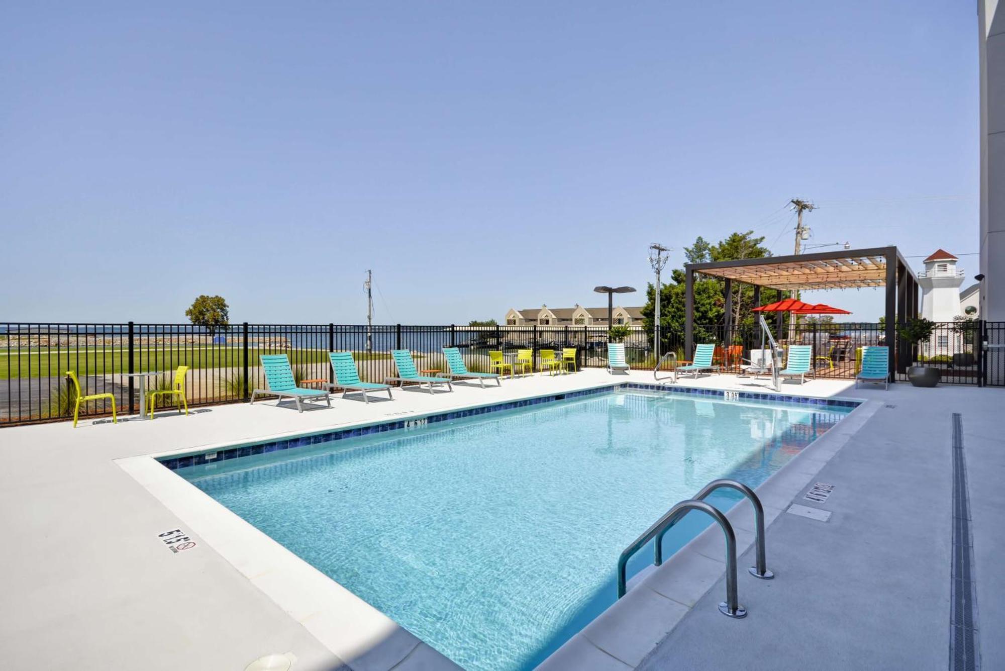 Home2 Suites By Hilton Decatur Ingalls Harbor Esterno foto